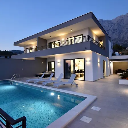 Alexandra - Villa *