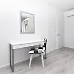 Alexandra - * Makarska